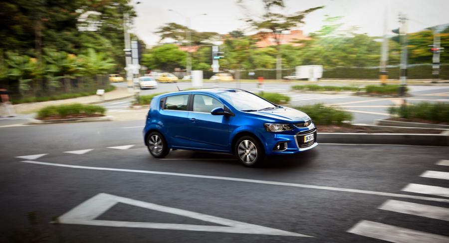  Chevrolet Sonic Hatchback 2016 года  (LA) (фото 1 из 6)